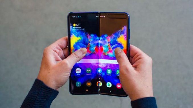 samsung-galaxy-fold-ma-van-chay-hang-o-viet-nam-featured 50 triệu cho một chiếc Samsung Galaxy Fold mà vẫn cháy hàng ở Việt Nam